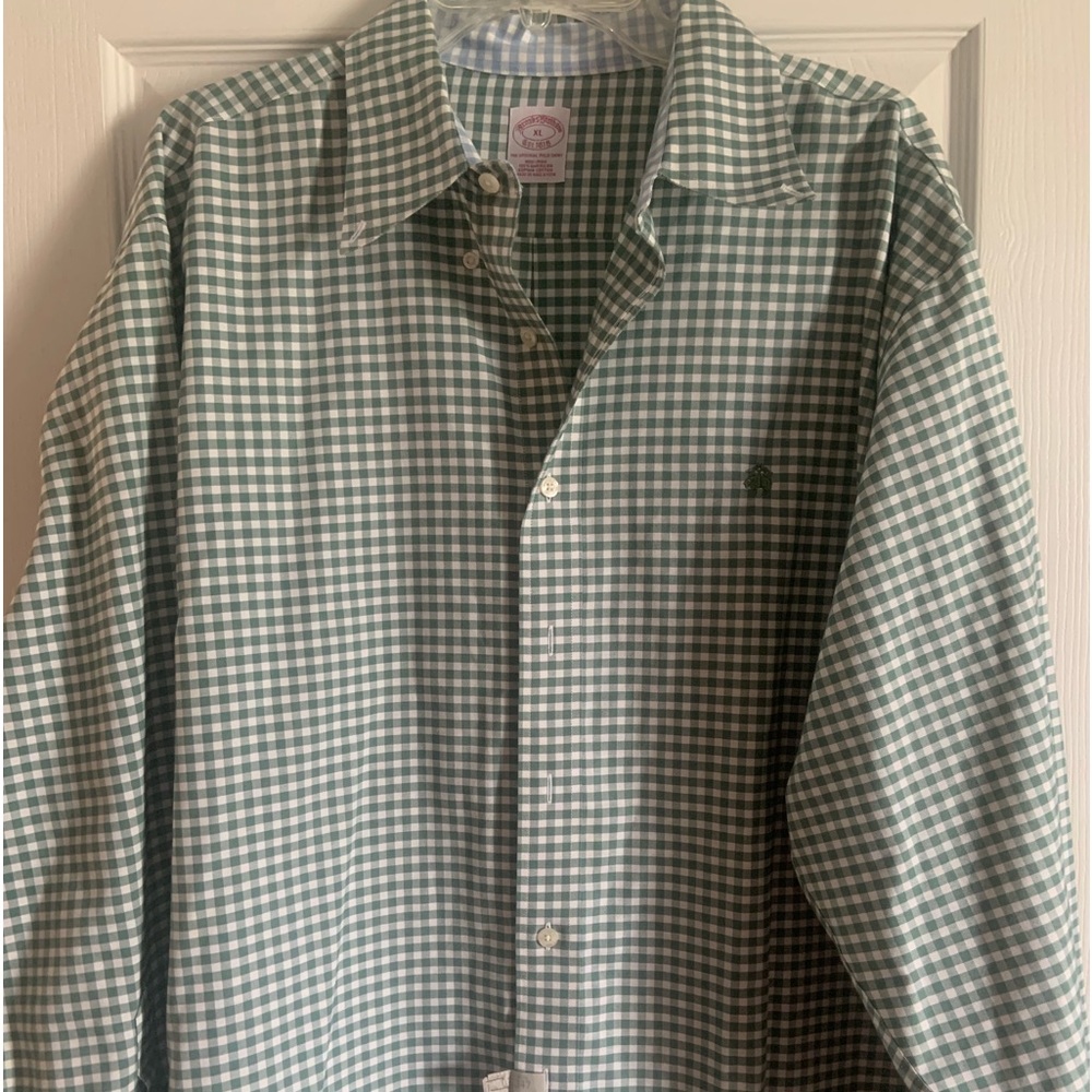 Brooks brothers button down size XL
